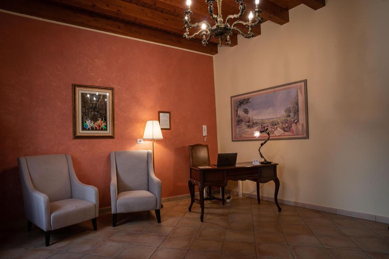 סירקוזה Ares Rooms Ortigia מראה חיצוני תמונה