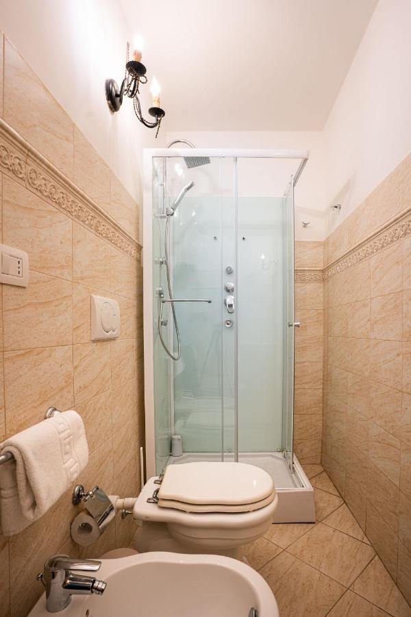 סירקוזה Ares Rooms Ortigia מראה חיצוני תמונה