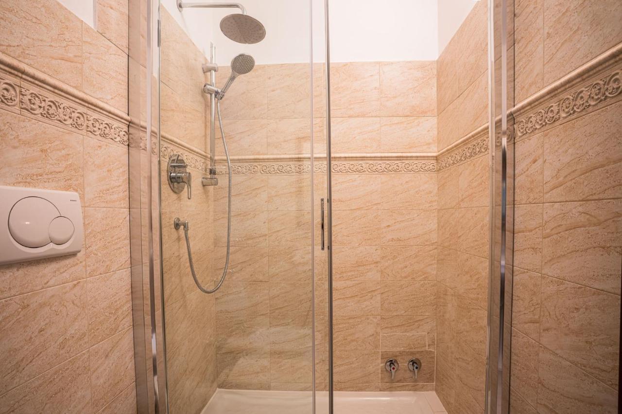 סירקוזה Ares Rooms Ortigia מראה חיצוני תמונה