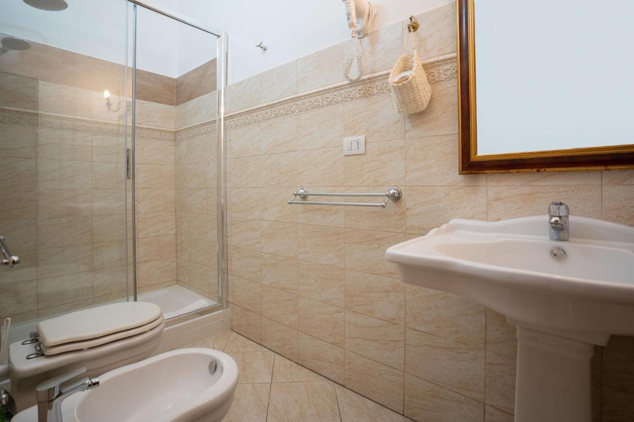 סירקוזה Ares Rooms Ortigia מראה חיצוני תמונה